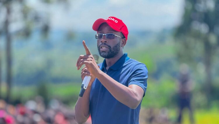 Gisairo Gifts Sneakers to Young Voters as He Pushes for Change in 2027